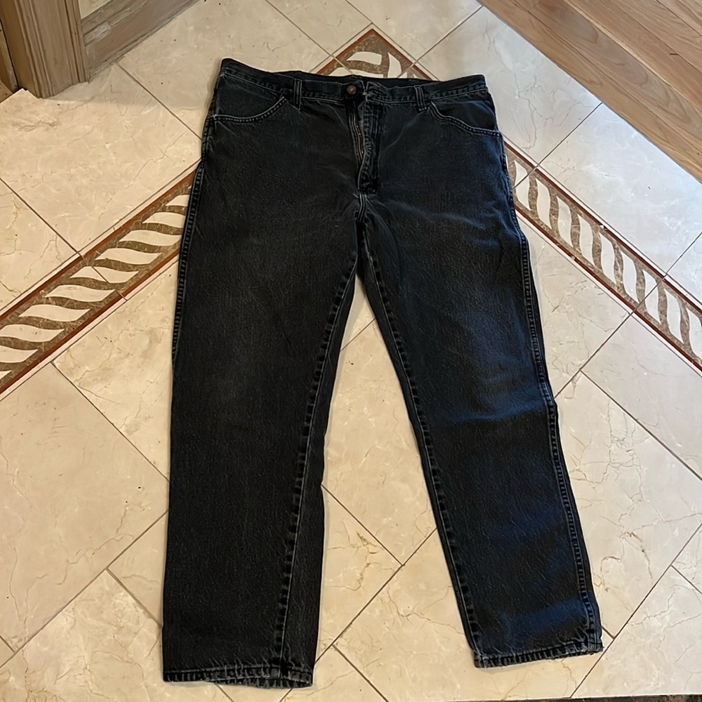 RUSTLER men’s black jeans